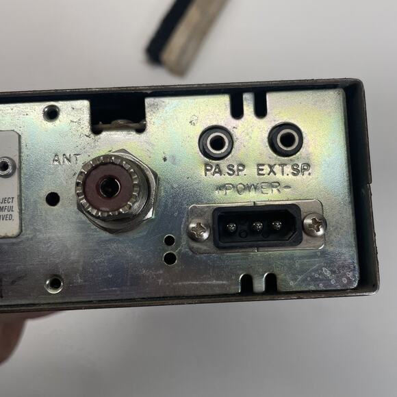 Vintage Uniden PC68XL 40CH CB Radio Powers On No mic - Picture 11 of 11